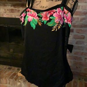 Floral bathing suit with adjustable straps